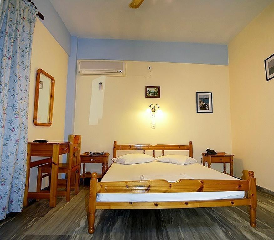 Apartamento Idroussa Batsíon Habitación foto